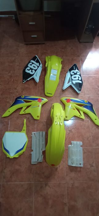 Várias peças rmz 250/ 450