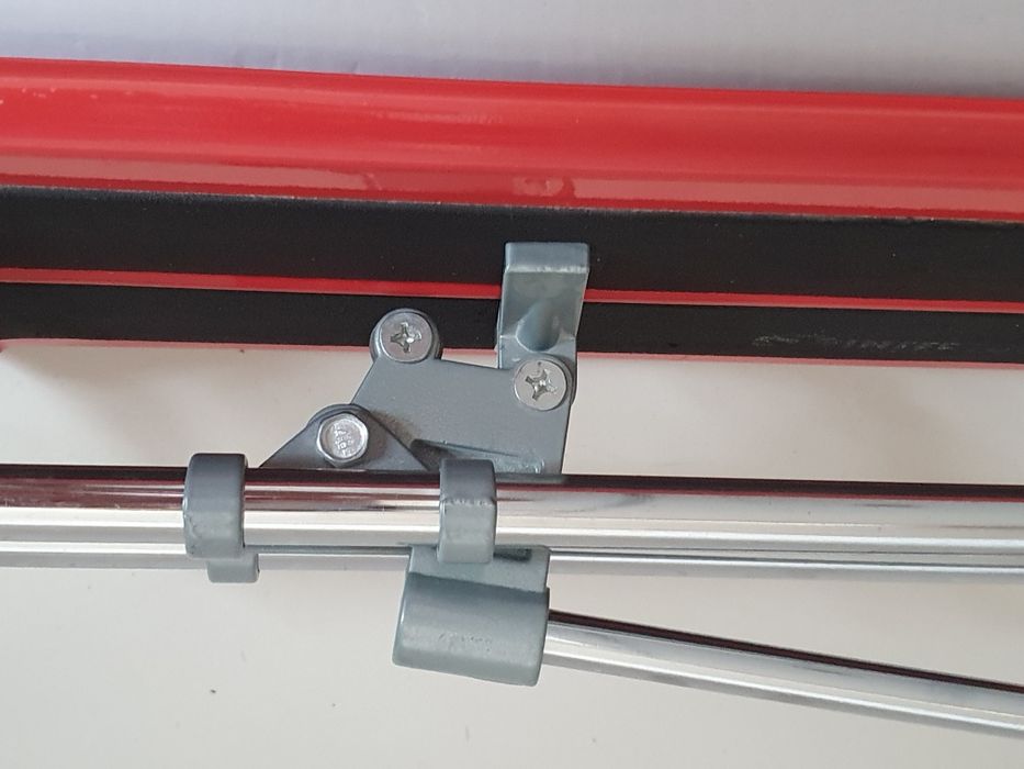 Плиткорез, різка плитки Intertool