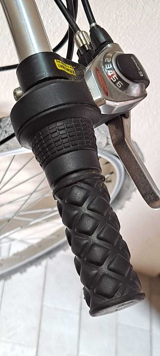 bicicleta adulto MTB roda 26 21 velocidades