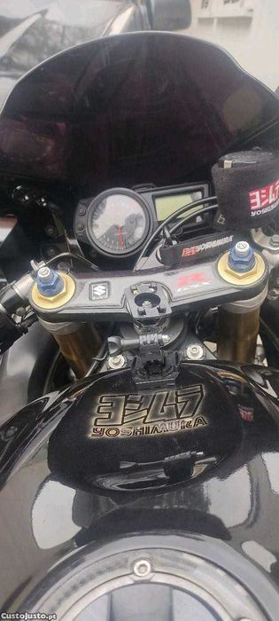 GSXR 750 k5 + Extras