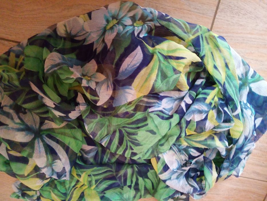 Resztki tkaniny na apaszki