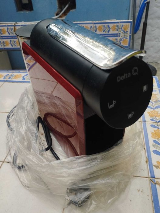 Máquina Cápsulas Delta Q