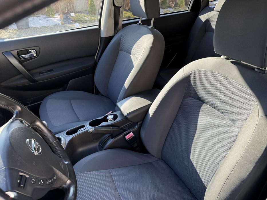 Nissan Qasqai +2 2010 rok 1.6 benzyna 175 tys przebiegu