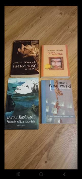 Książki 4 sztuki w idealnym stanie