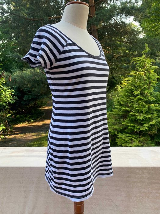 długi podkoszulek w czarno białe paski, rozm Xl, trois cina