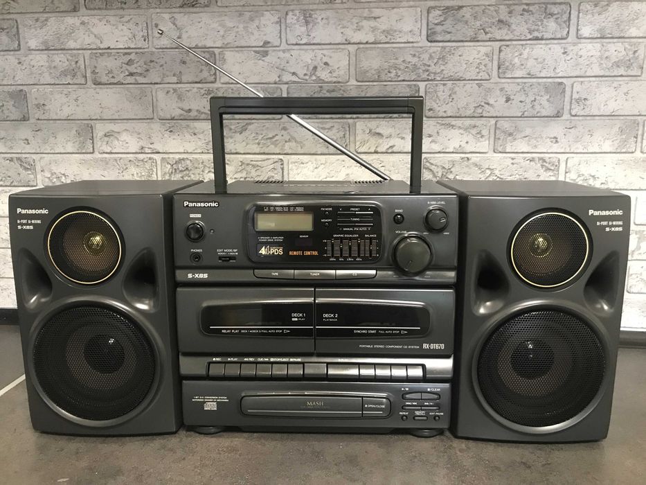 Panasonic RX-DT670, AUX