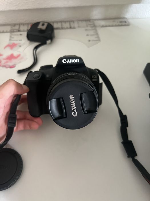 Canon EOS 2000D, Perfeito estado