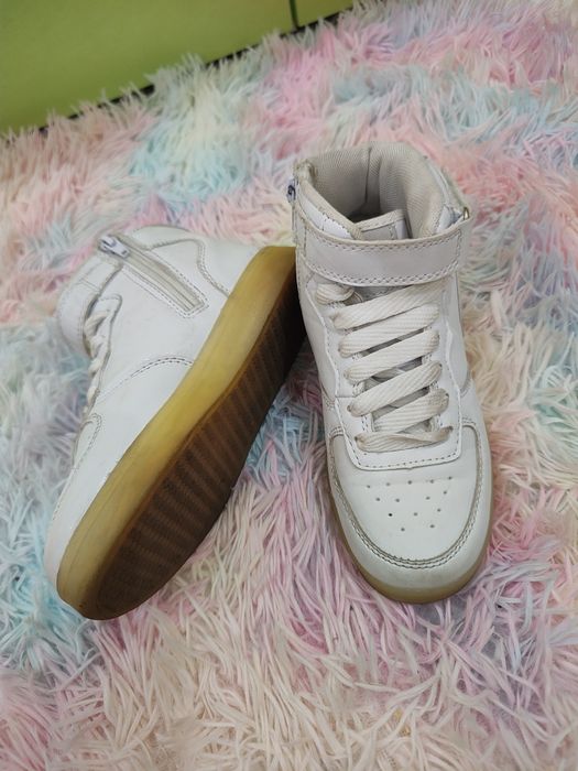 Buty białe za kostkę unisex r.32