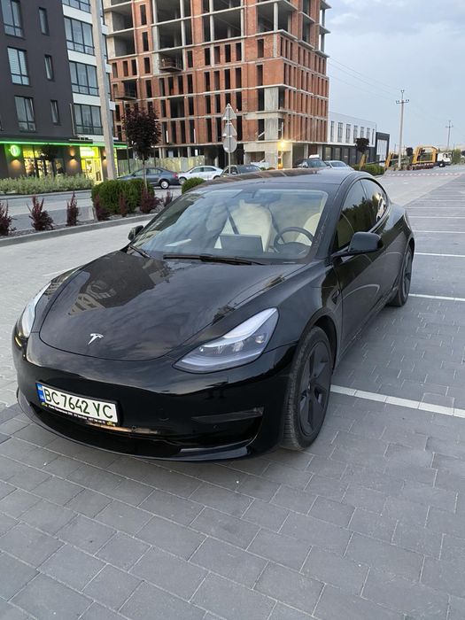 Авто в хорошому стані 
Всі деталі по телефону
Капіталовкладень не потребує