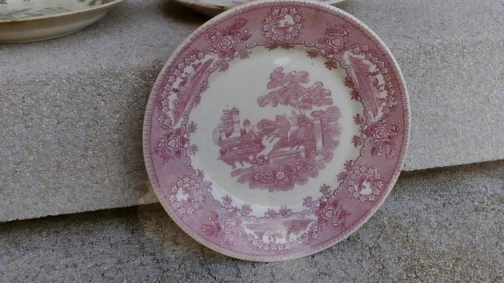 Louça antiga Sacavem e Massarelos em bom estado