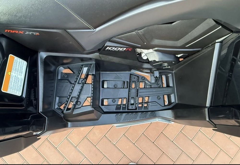 BRP Outlander 1000R Can-Am 2019