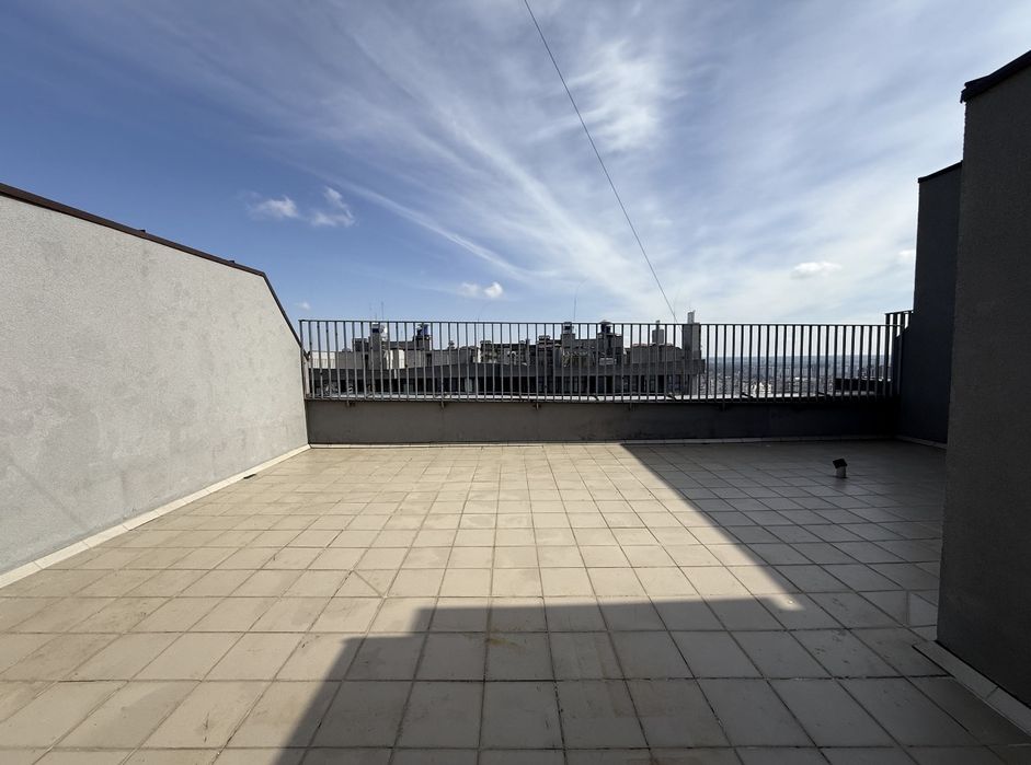 Продам пентхаус з терасою в Бучі!