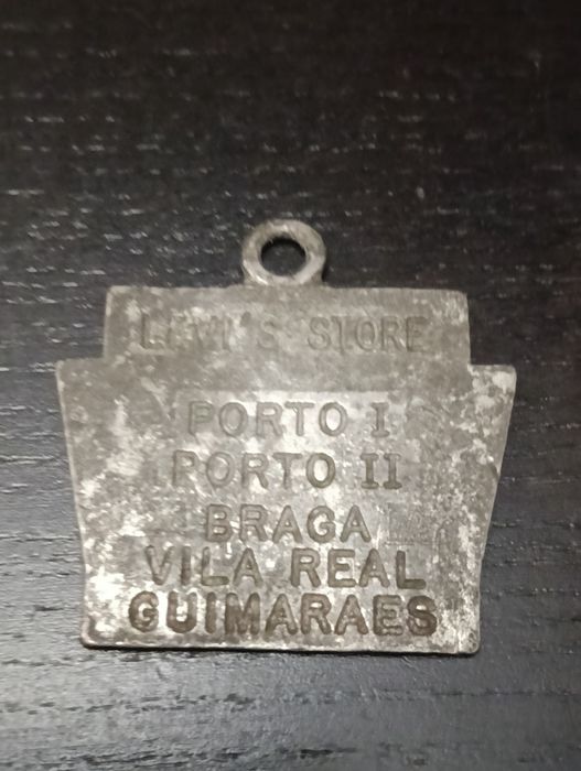 Colher em casquinha e porte chaves Levi's