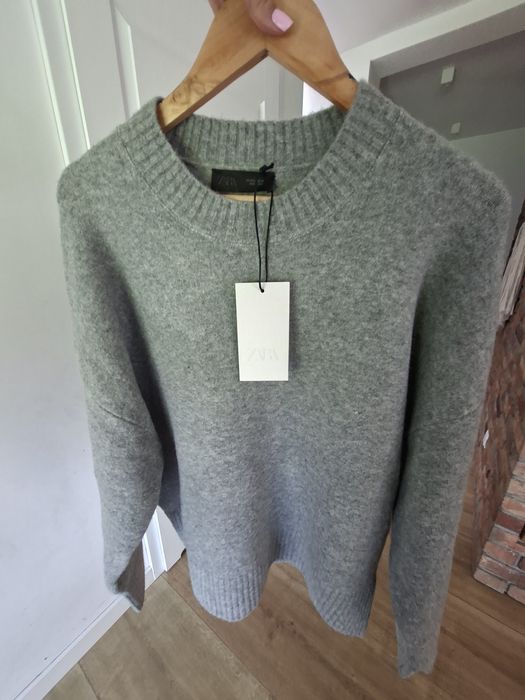 Zara L 40 sweter z miekkiej dzianiny wełna akryl szary basic