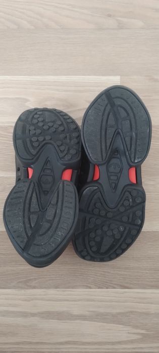 Кросівки Жіночі ADIDAS 37.5