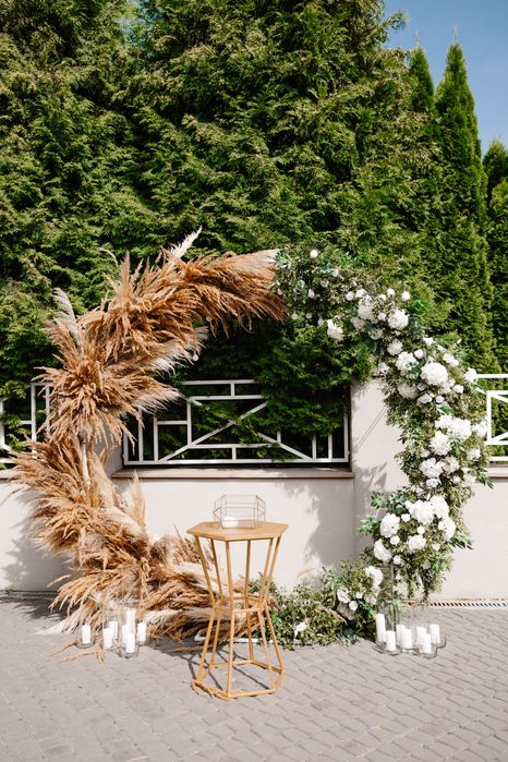 Фотозона весільна арка львів