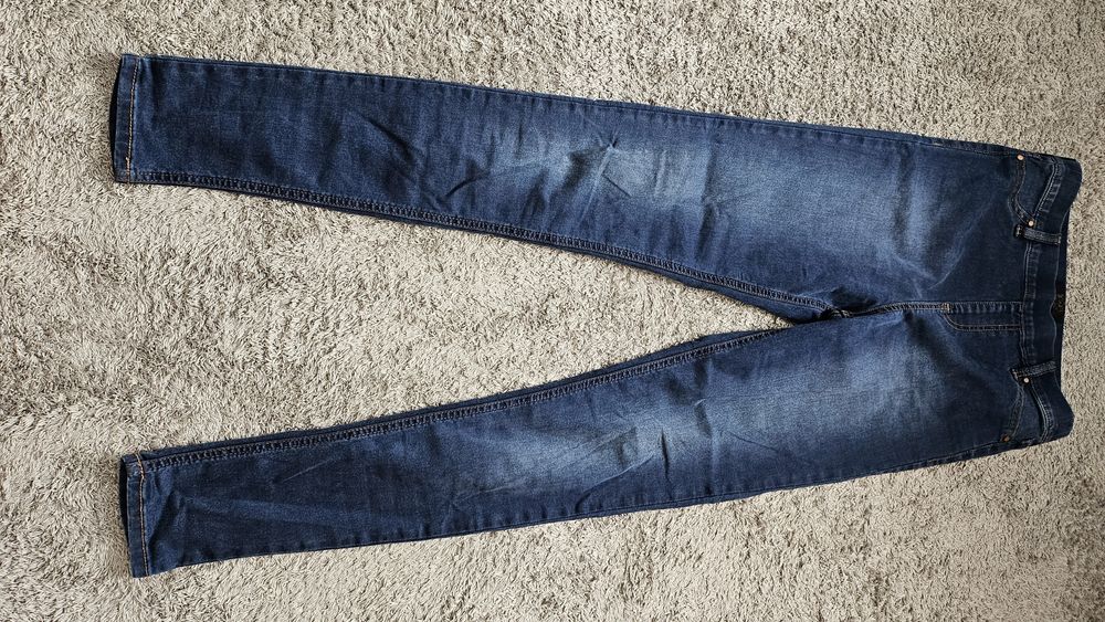 Spodnie jegginsy F&F r.36