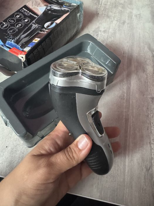 Електрична бритва