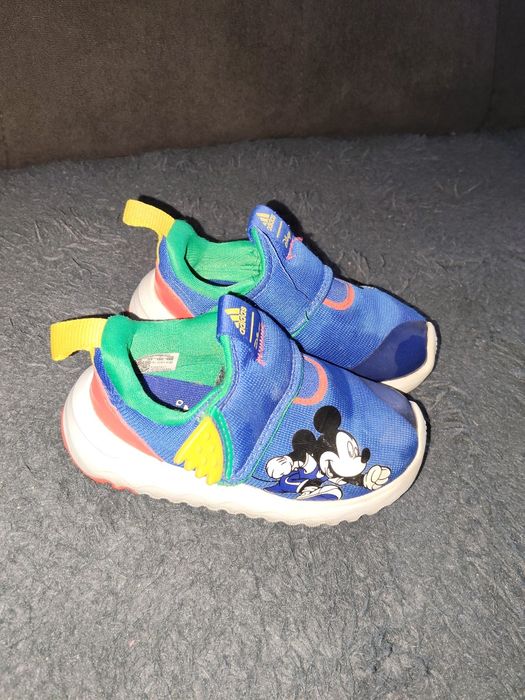 Buty adidas dziecięce