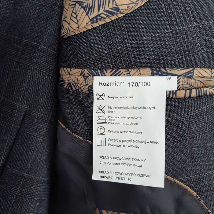 Garnitur firmy Pawo.