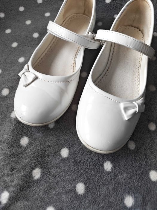 Buty baleriny białe