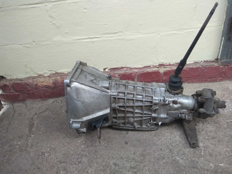 Продам коробку передач на ваз 4ступка