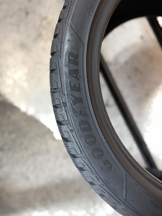 Зимові шини‼️225/45 R19 Goodyear UltraGrip 96V 7.9мм 2025рік