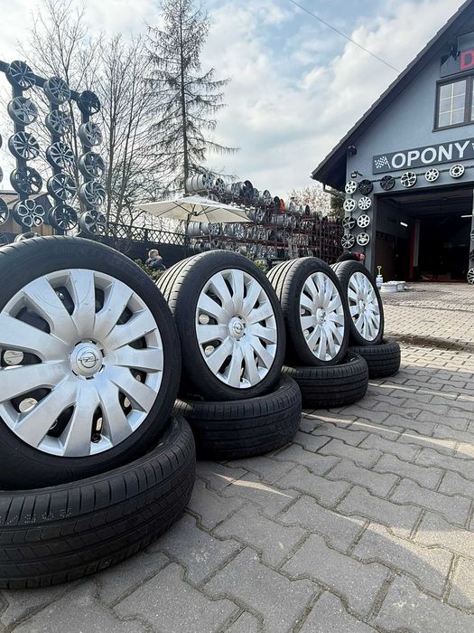 Felgi stalowe z kołpakami 17" 5x115 7j et44 225/50/17 z 2019 r.