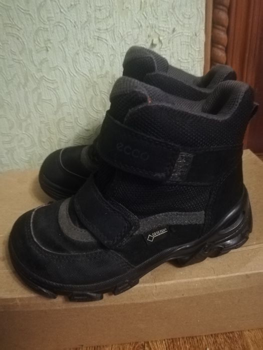 Зимові дитячі черевики  ecco