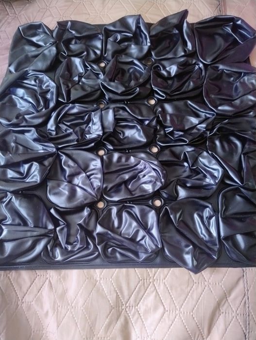 Подушка roho 41*41,нова