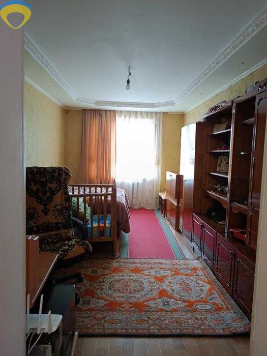 Добротний будинок з ремонтом та всіма зручностями в с. Буялик