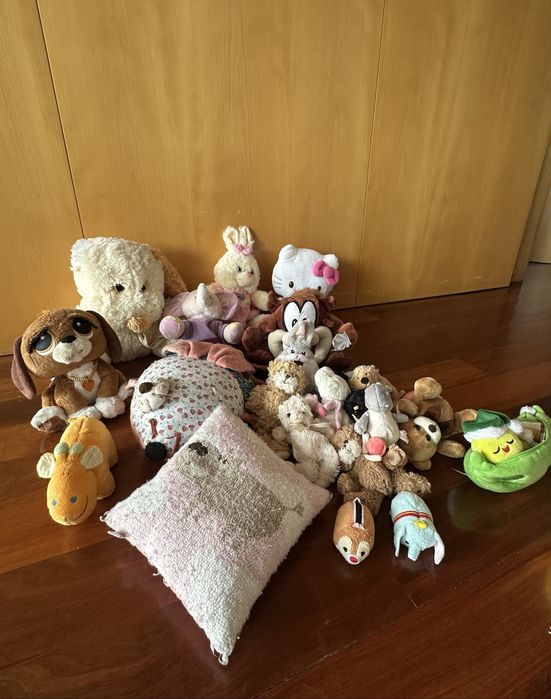 Vendo peluches para criança
