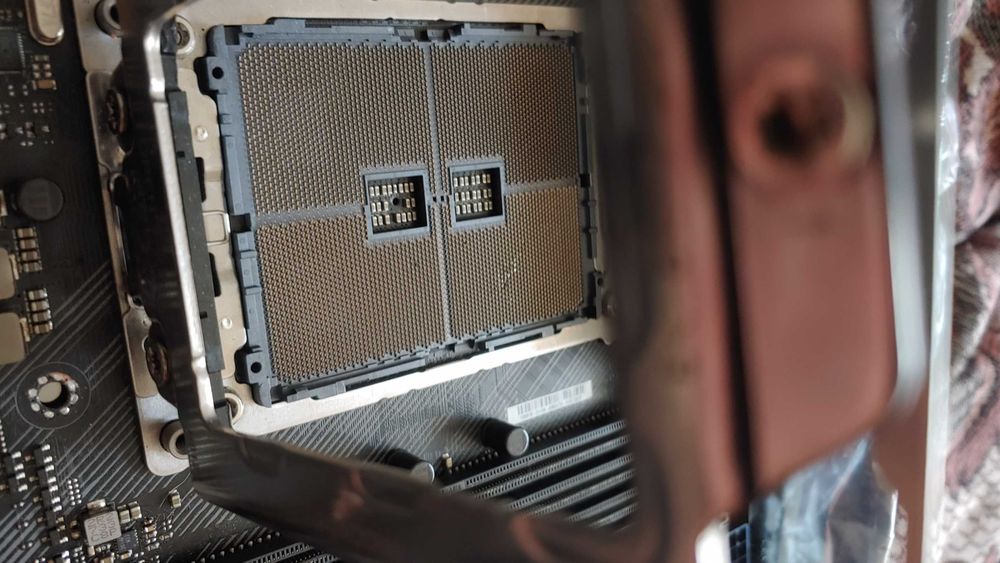 Asus ROG STRIX X399-E Gaming