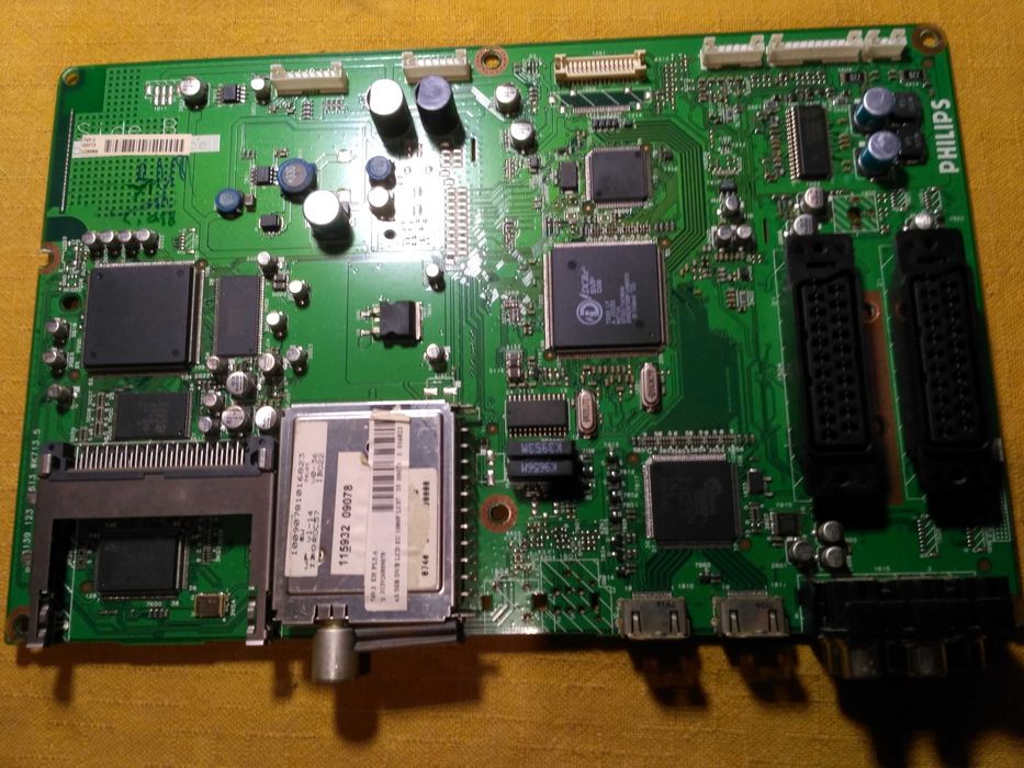 Телевизор Philips 42PFL7662/12 на запчасти