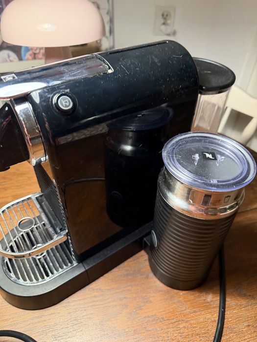 Nespresso ze spieniaczem