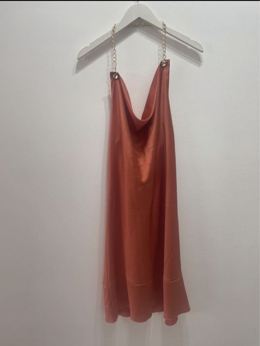 Vestido de cetim