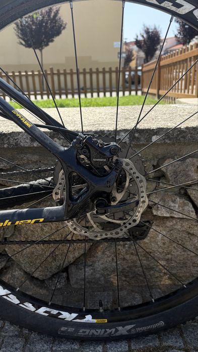 Bicicleta Coluer Pragma em carbono