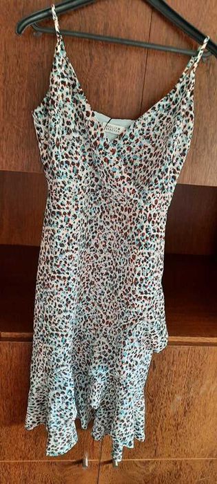 Vestido Molly Braken novo