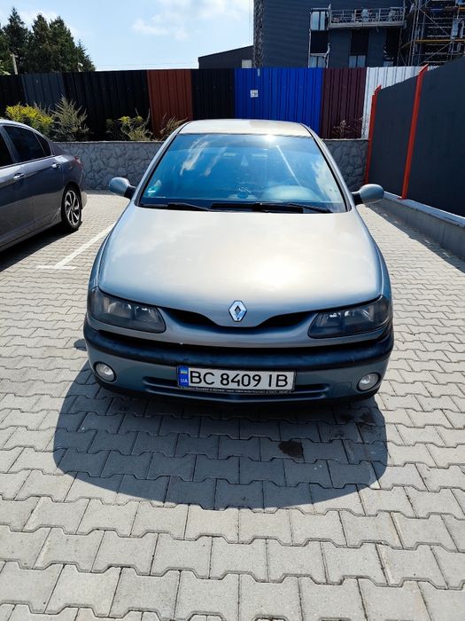 Renault Laguna 1
