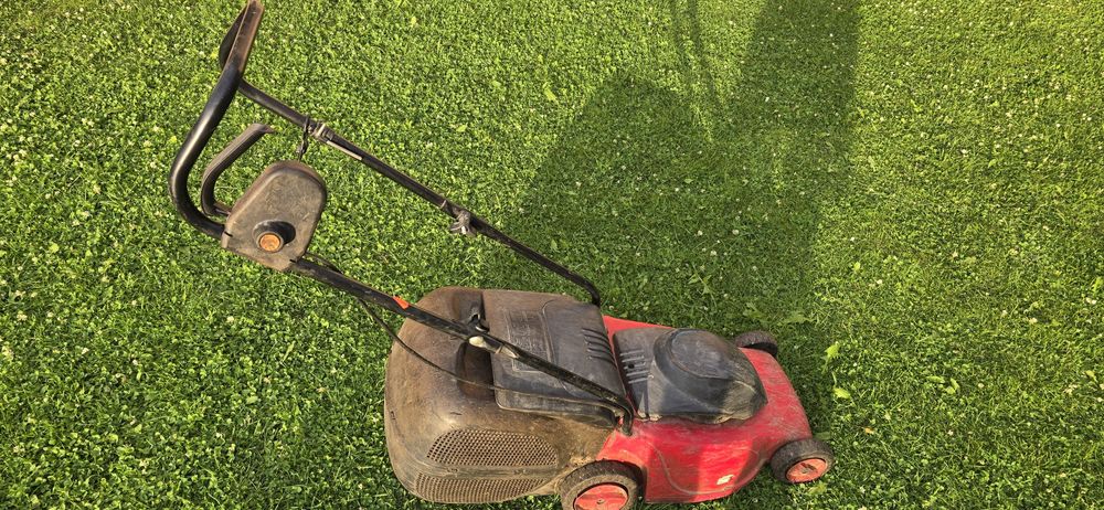 Газонокосилка з Італії