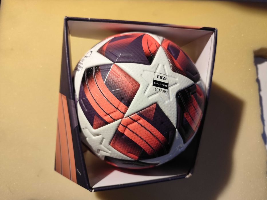 Piłka adidas UWCL Pro 24/25 rozmiar 5 - Multikolor, IS7437