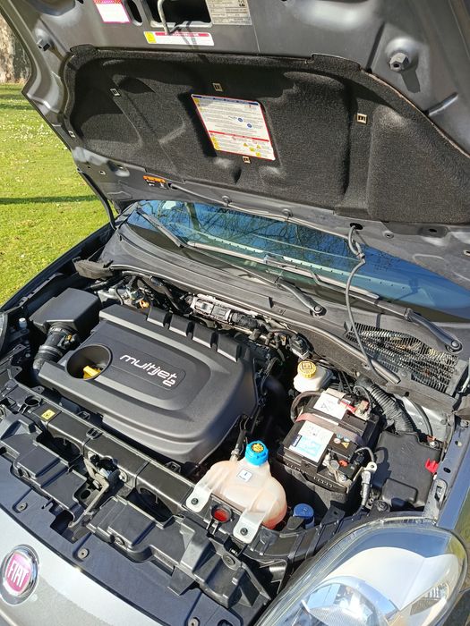 1.3 MultiJet 95cv 2017 Nacional • Económf
Fiat Punto 1.3 MultiJet 95cv 2017 Nacional • Ec
