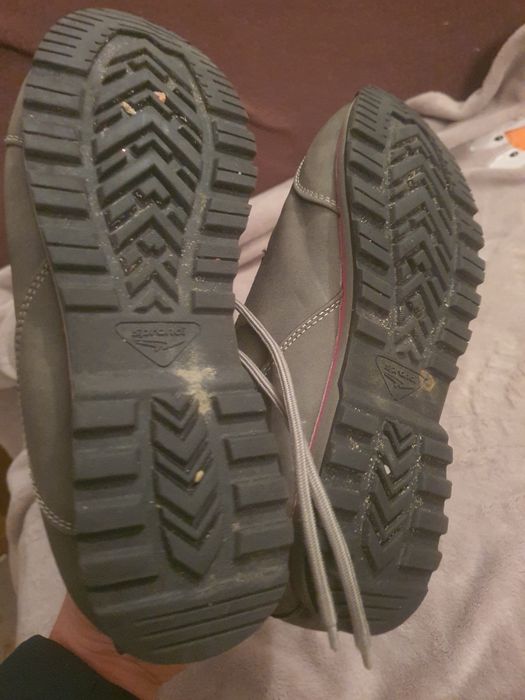 Buty zimowe rozm.39.Sprandi