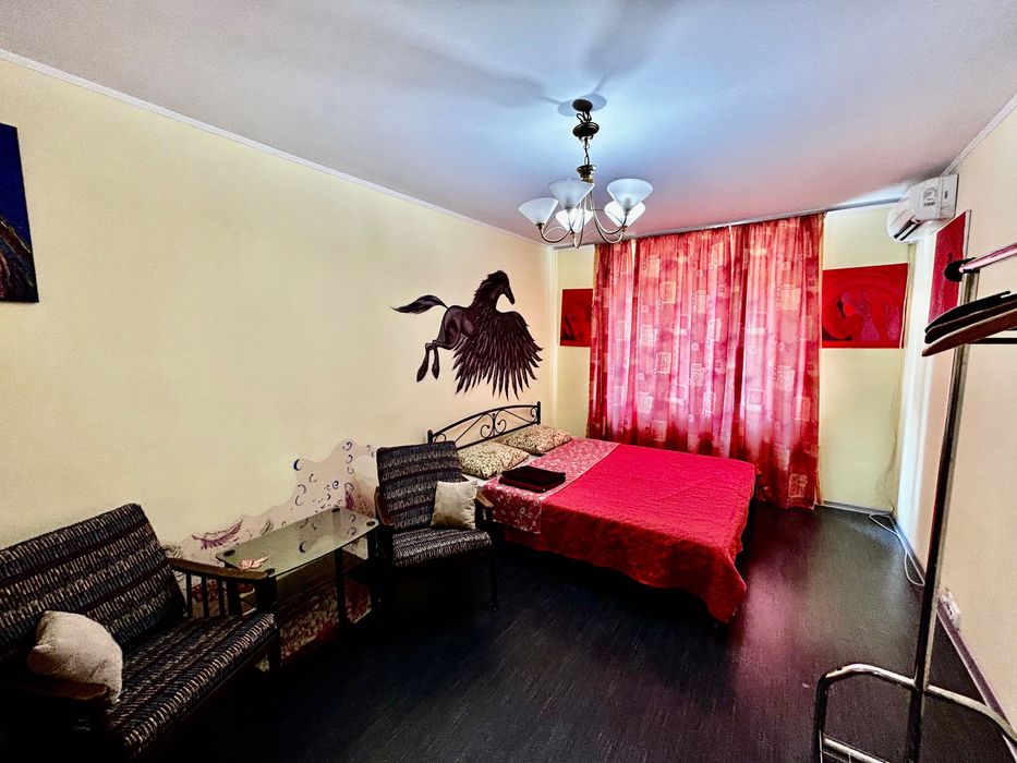 Квартира Посуточно жд вокзал( 2 мин), клиника Очі, Ультрамарин, МВД