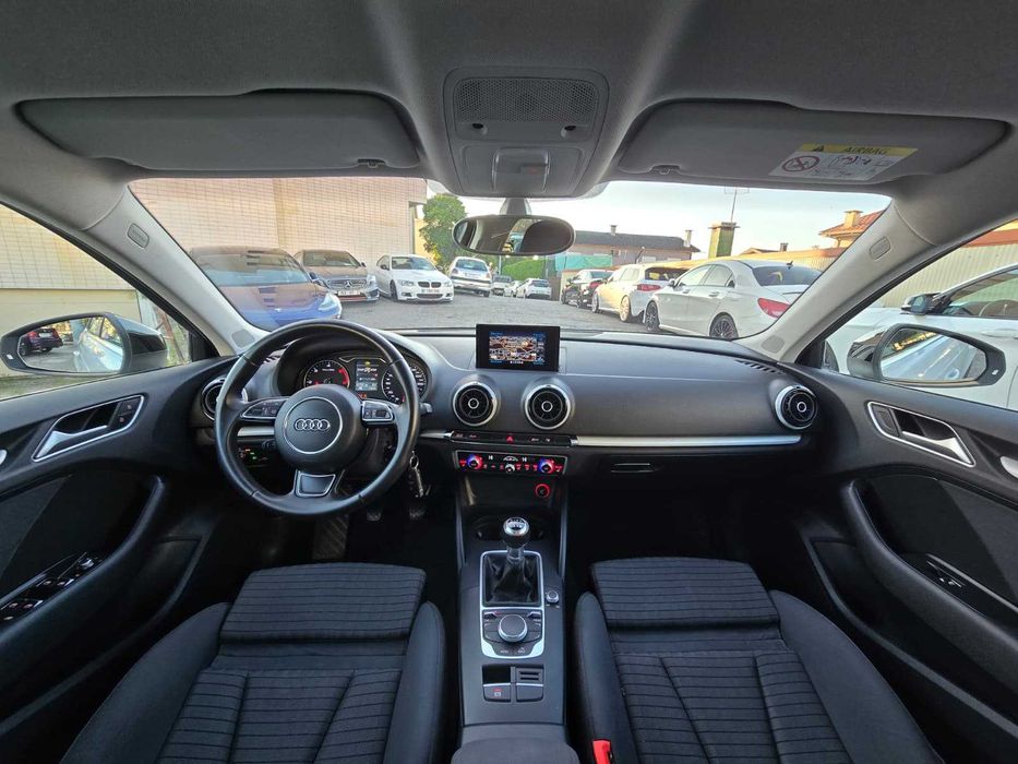AUDI A3 SPORTBACK 8V S LINE 1.6TDI 110CV (LOOK RS3)