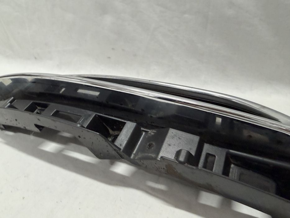 Zaślepka Wydechu Lewy Tył VW Passat B8 CHROM