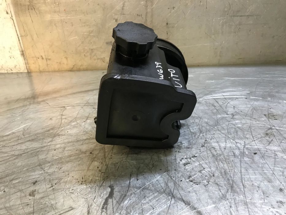 BOMBA DE DIREÇÃO / DIRECÇÃO ASSISTIDA MERCEDES VITO 109CDI W639