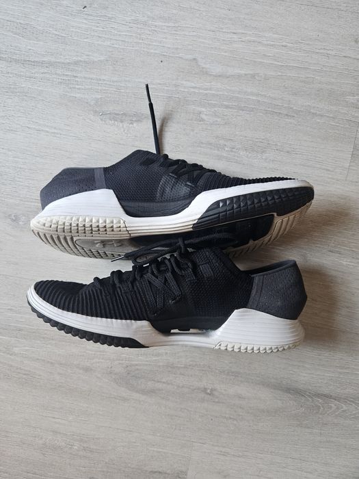 Under Armour 46 buty sportowe. Stan bardzo dobry