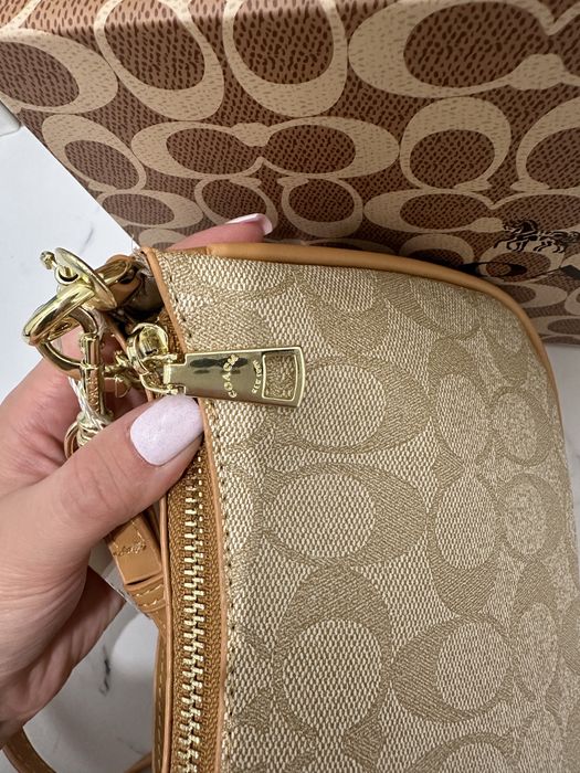 Bezowa torebka coach teri brazowa