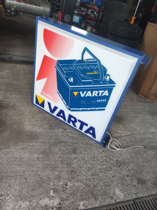 Baner reklama motoryzacja podświetlany